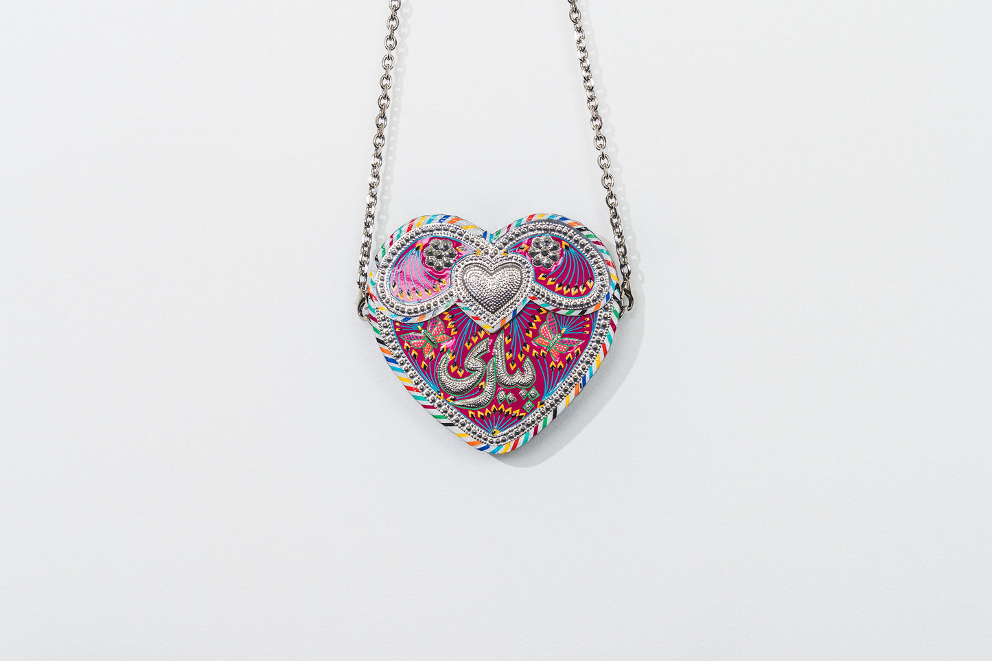 Small Pink Pyari Butterfly Steel Clutch Bag